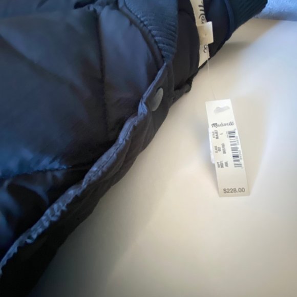 Madewell Black Puffy Bomber Jacket - Picture 6 of 7